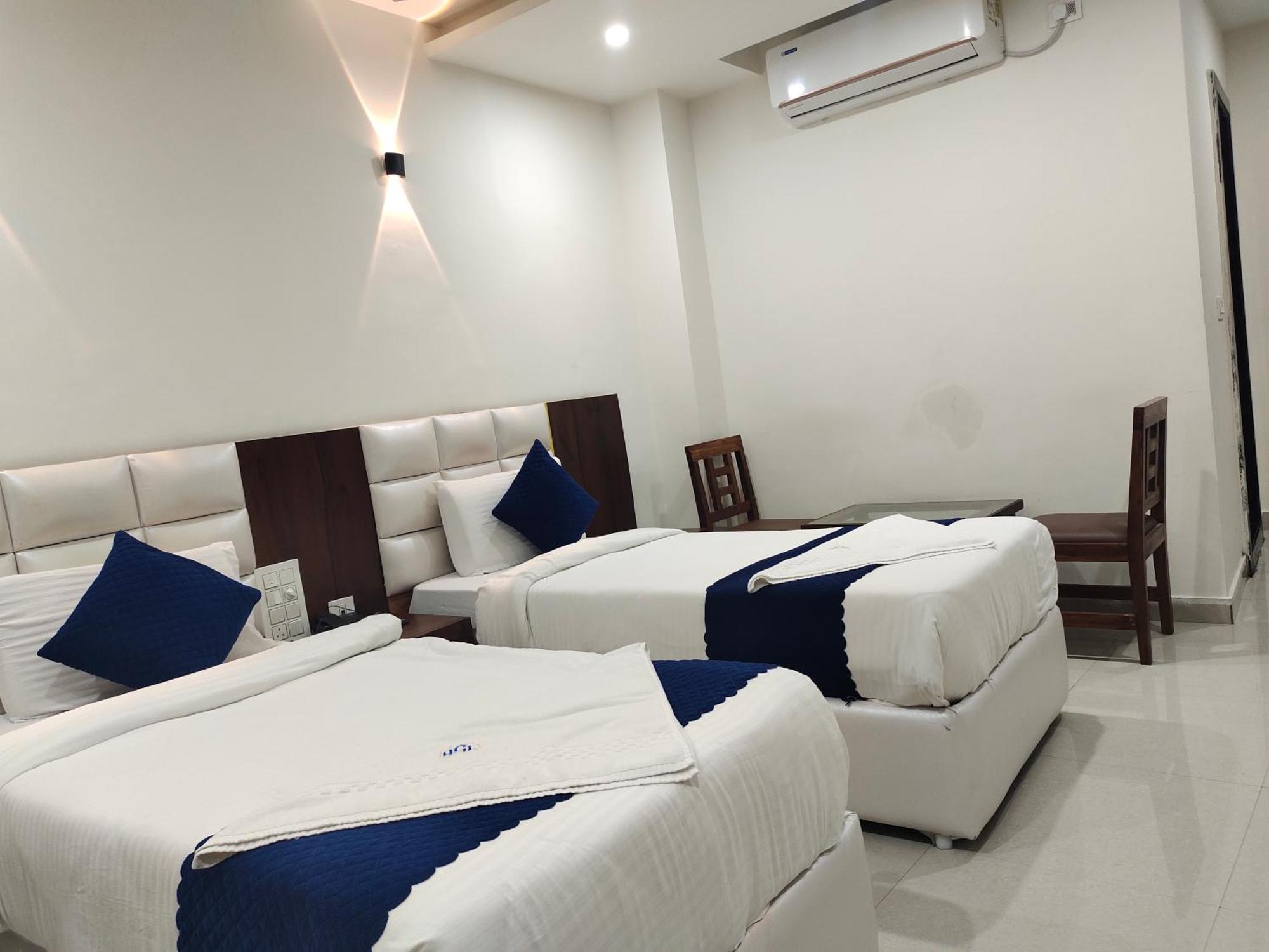 Hotel Skyland ワランガル エクステリア 写真