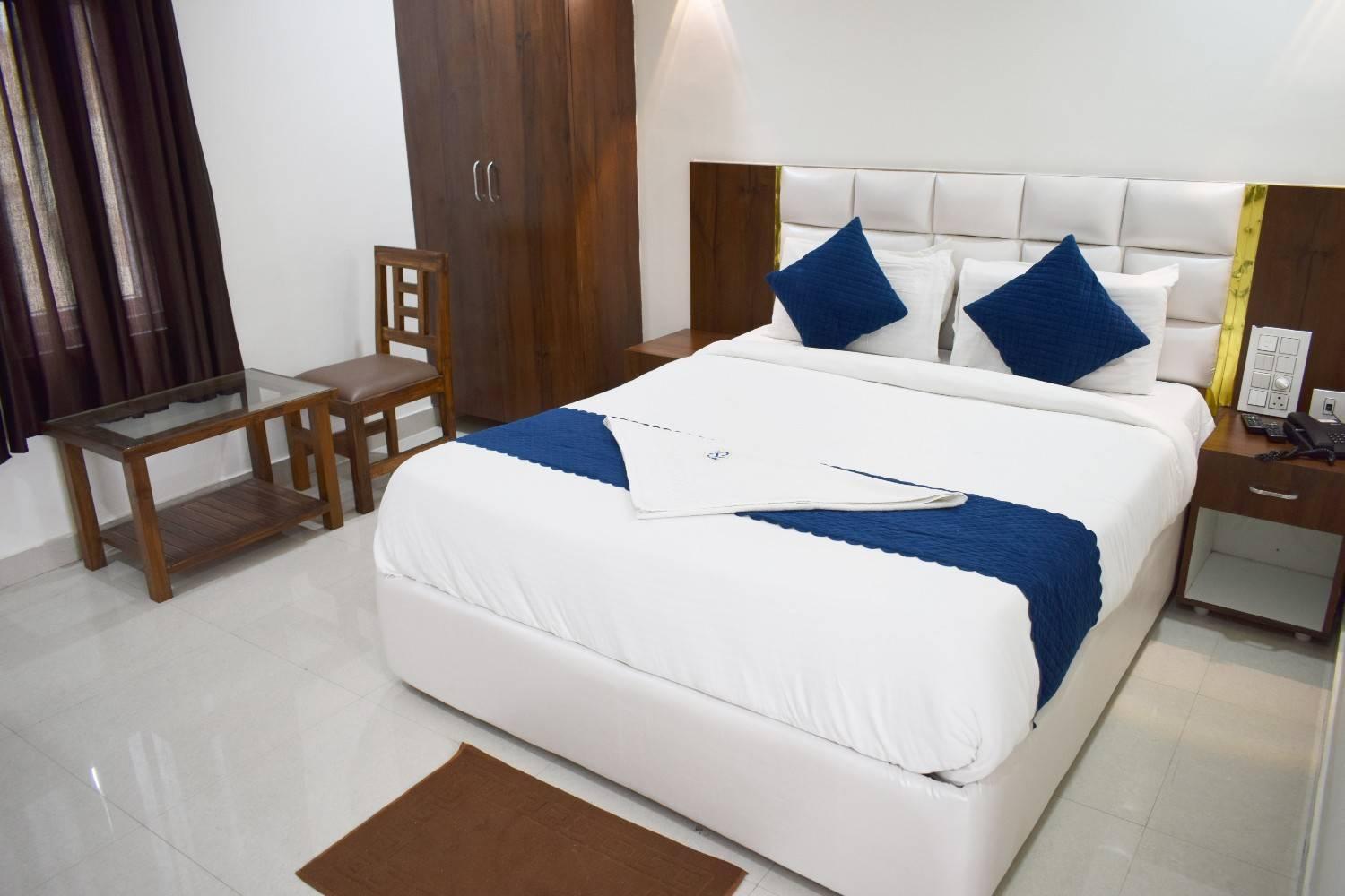 Hotel Skyland ワランガル 部屋 写真