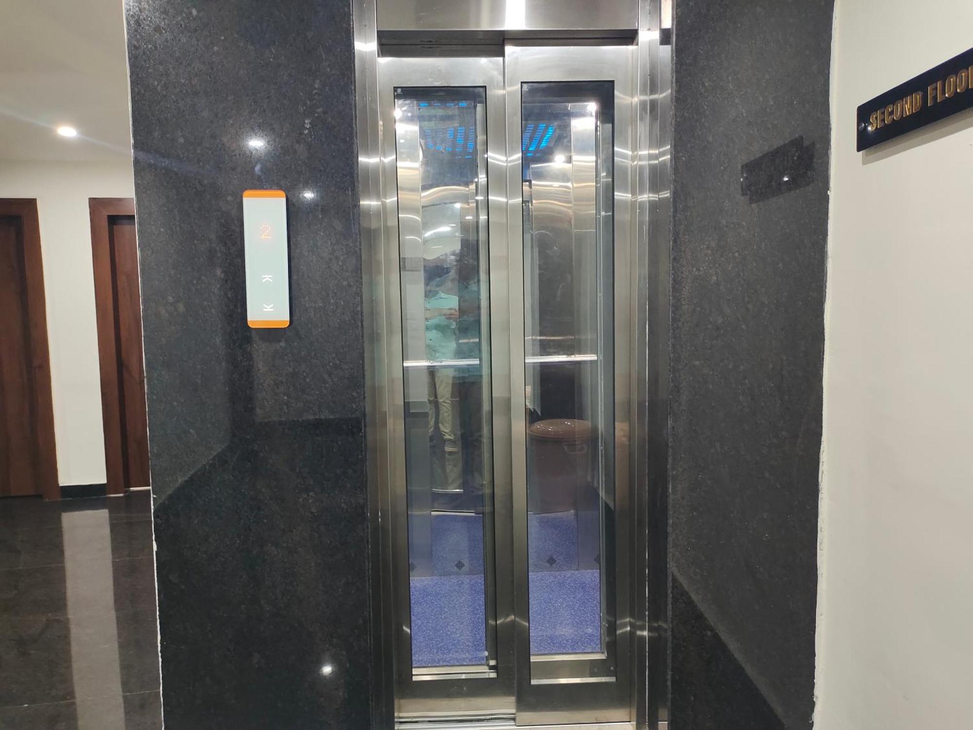 Hotel Skyland ワランガル エクステリア 写真