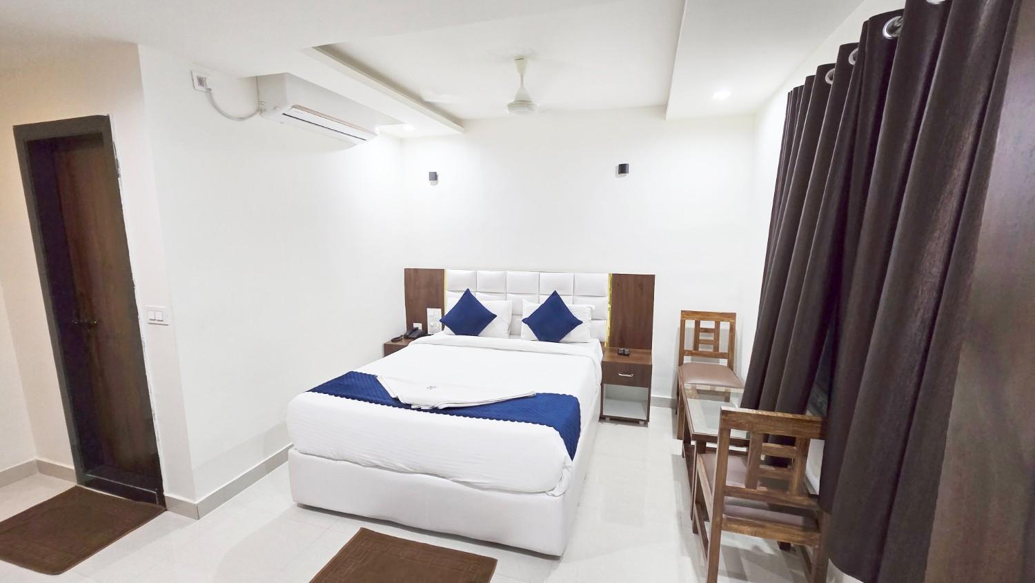 Hotel Skyland ワランガル エクステリア 写真