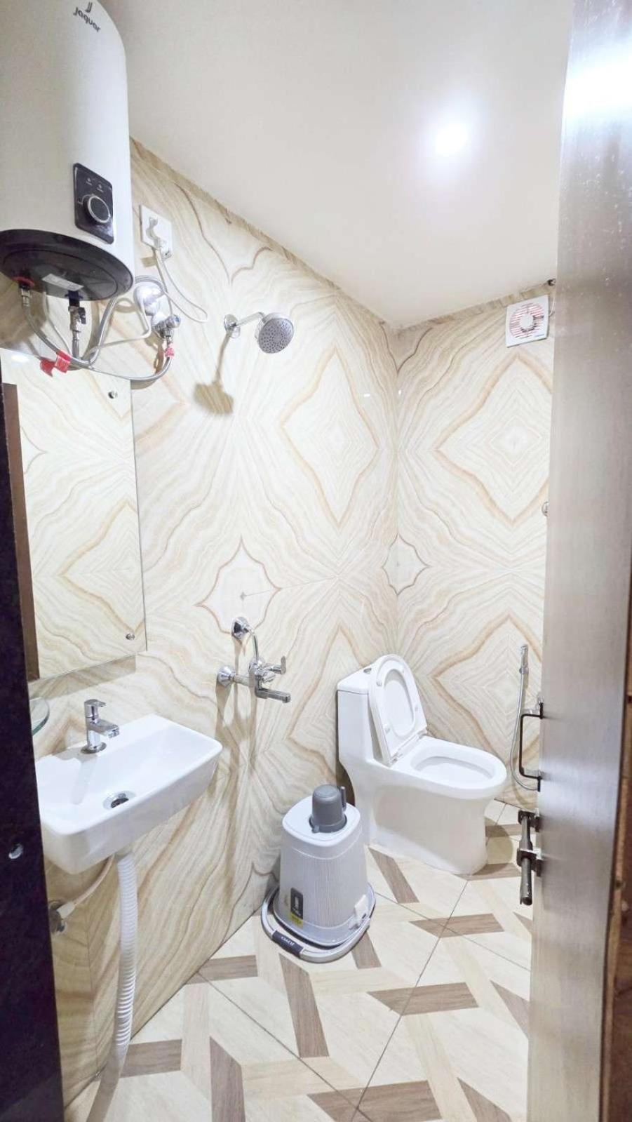 Hotel Skyland ワランガル エクステリア 写真